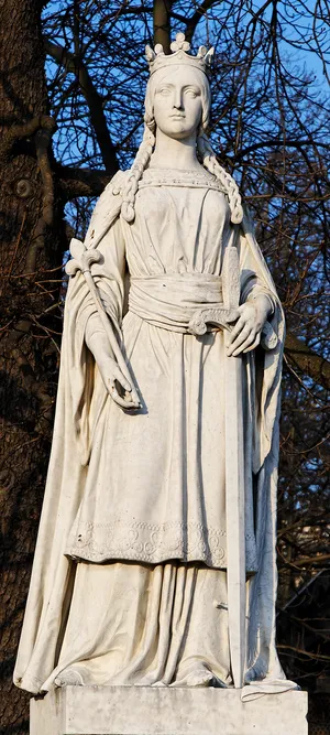 Mathilda of Flanders, later queen of England. Her statue is in a garden in Paris.