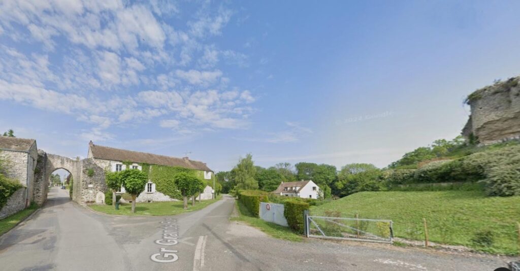 Monchauvet, the estate Diane de Poitiers owned also.
